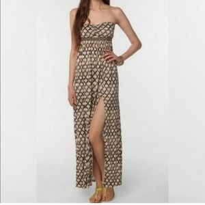 Silence + Noise maxi dress, size M, geometric pattern, excellent condition